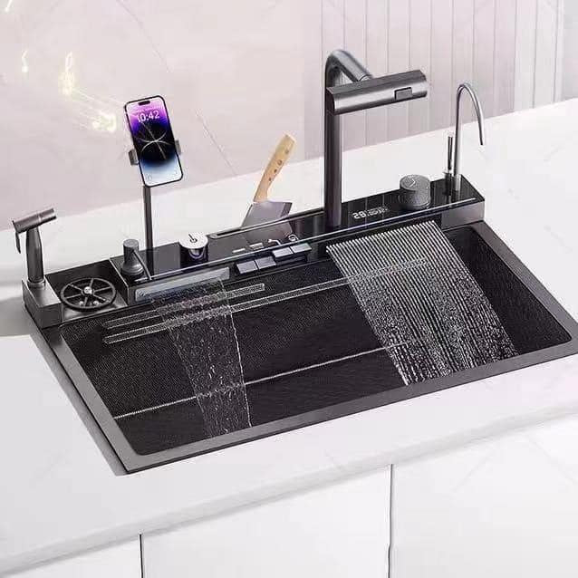 Piano Sink With Mobile and Knife Holder